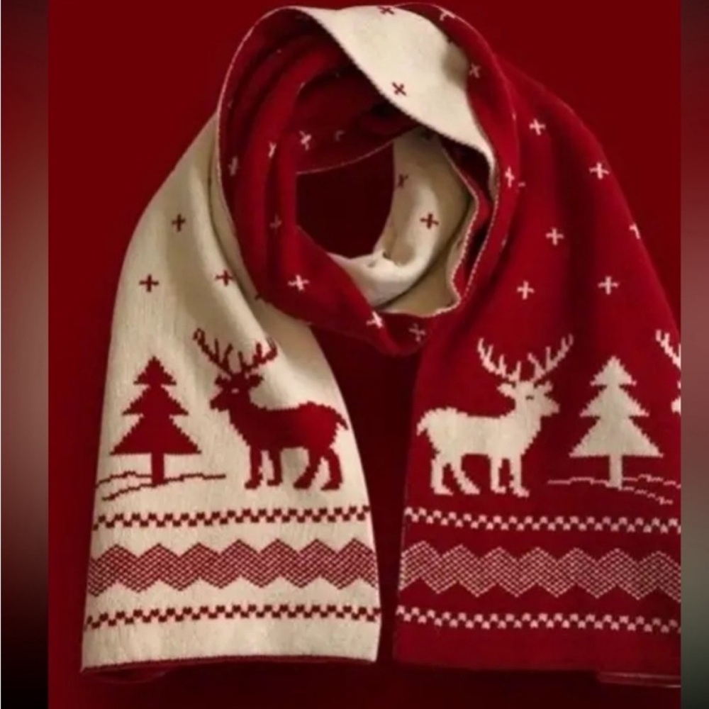 NWT RED FAIR ISLE PRINT KNITTED SCARF